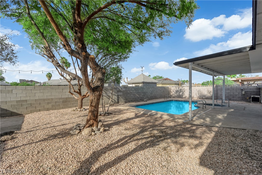2109 Jansen Avenue Property Photo 28