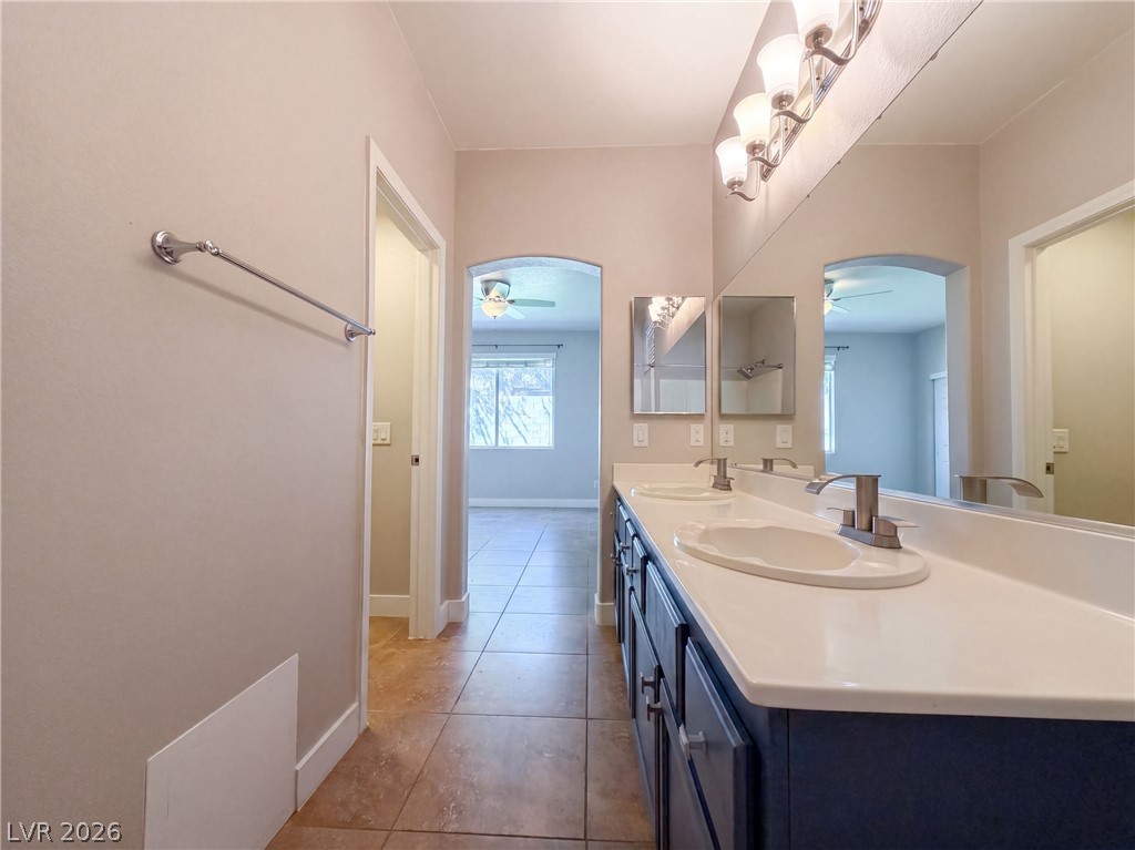 239 Ventana Heights Street Property Photo 15