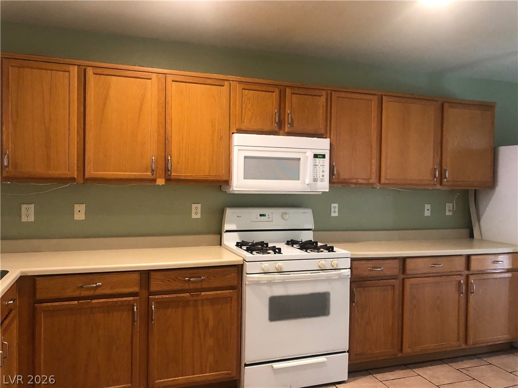 8645 Grand Pine Avenue Property Photo 3