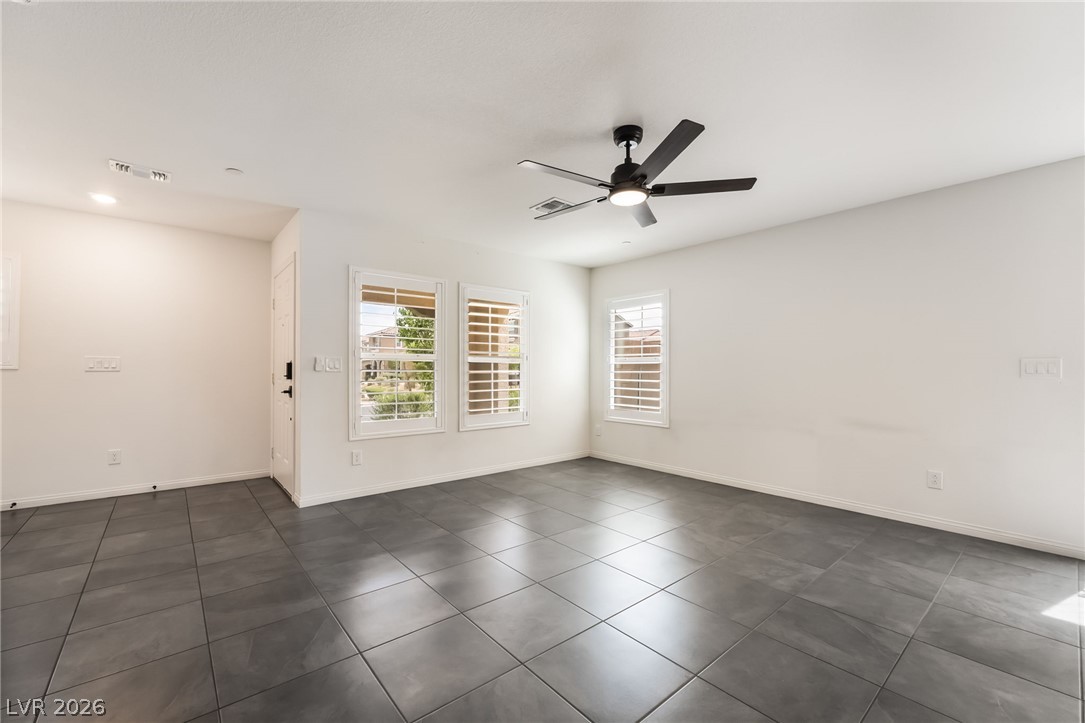 3761 Scafati Avenue Property Photo 4