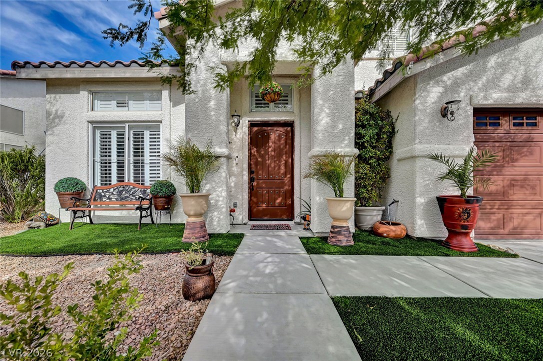 5926 Gingham Street Property Photo 3