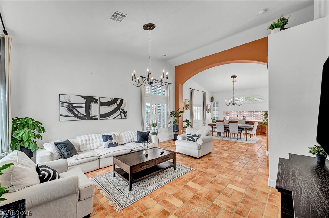 5926 Gingham Street Property Photo 4