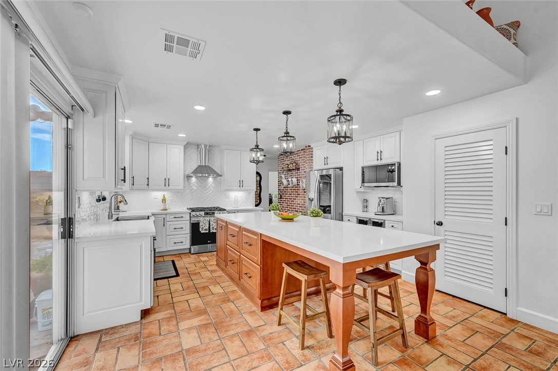 5926 Gingham Street Property Photo 20