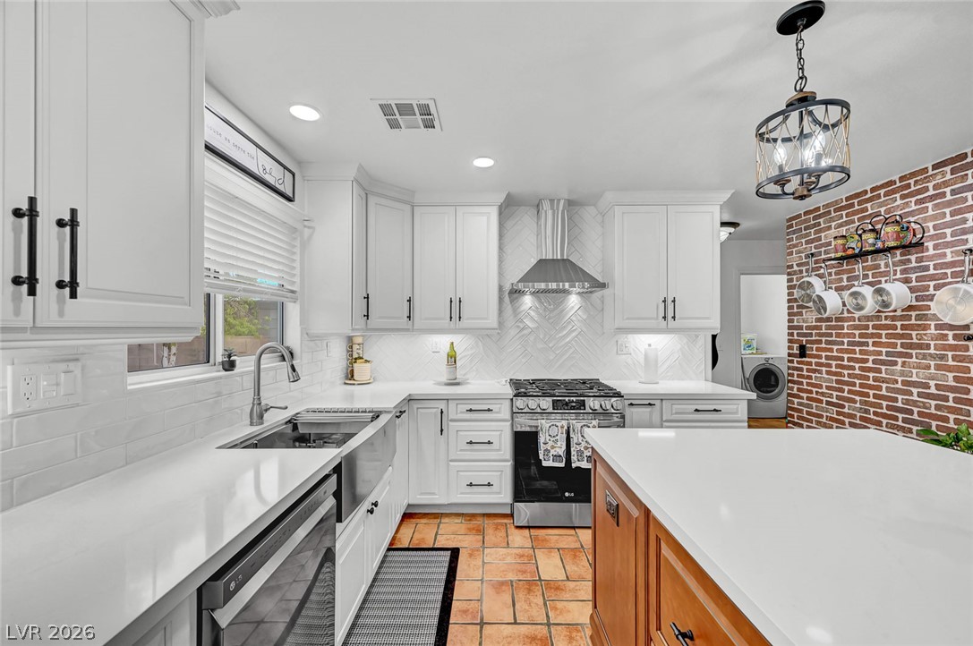 5926 Gingham Street Property Photo 22