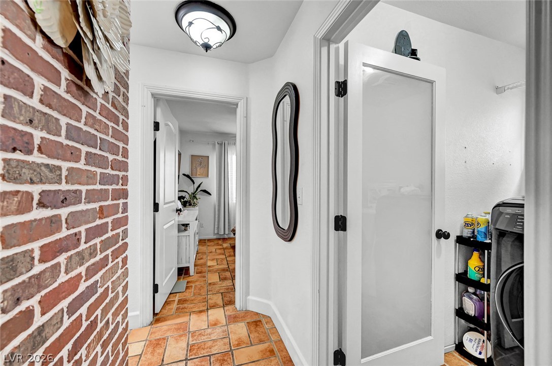 5926 Gingham Street Property Photo 28