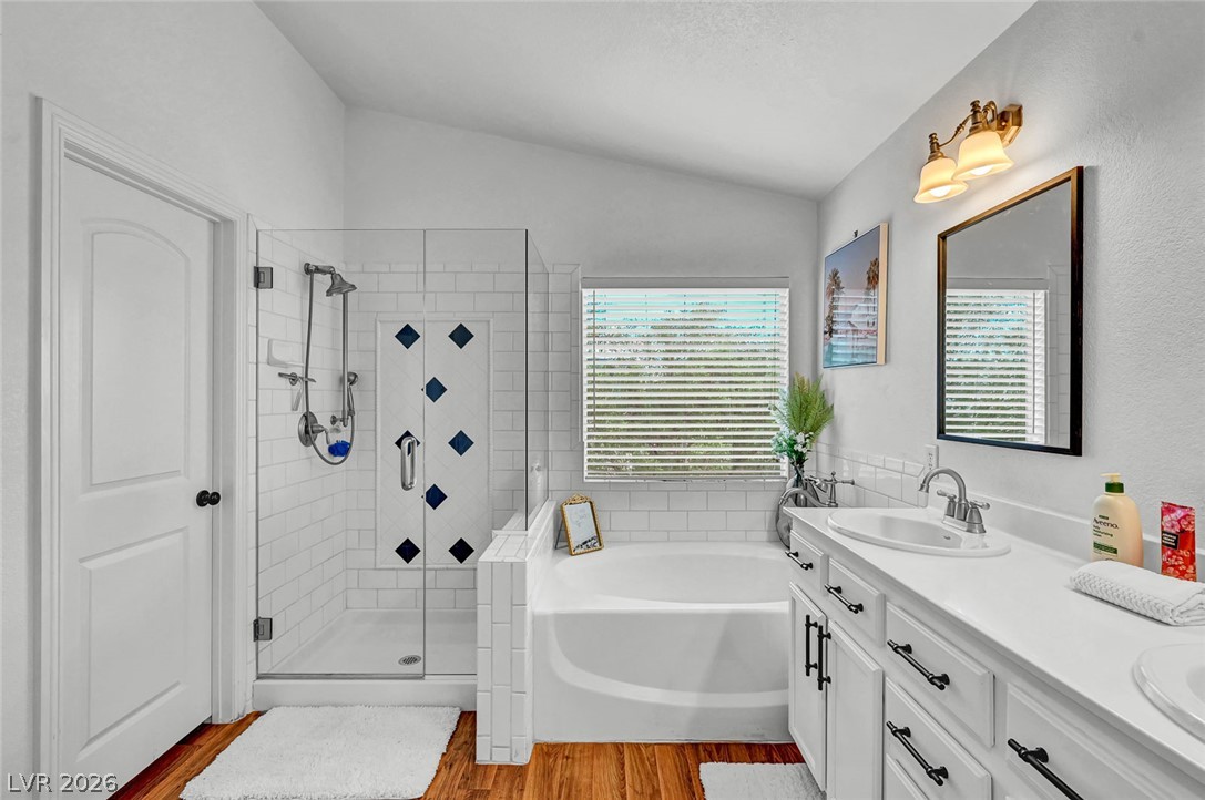 5926 Gingham Street Property Photo 41