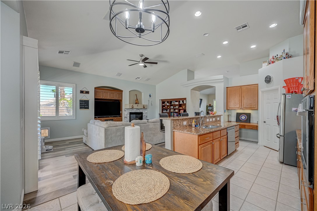 1353 Romanesca Drive Property Photo 16