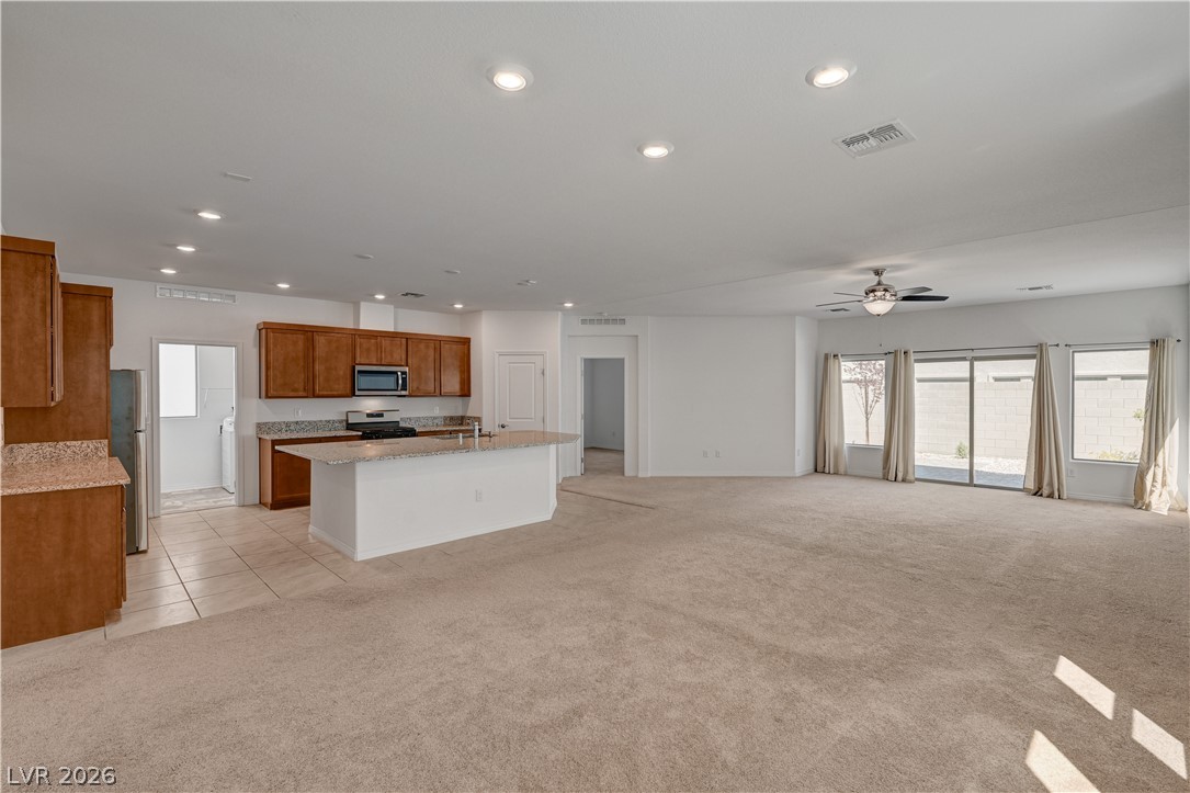 630 Great River Avenue Property Photo 7