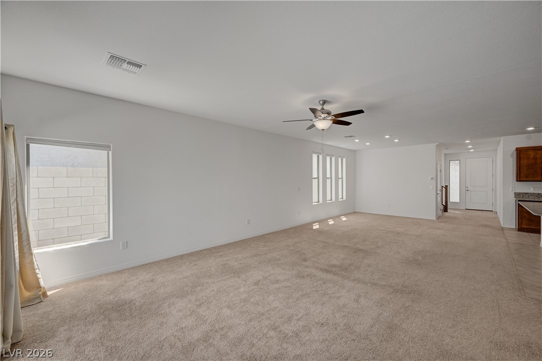 630 Great River Avenue Property Photo 9