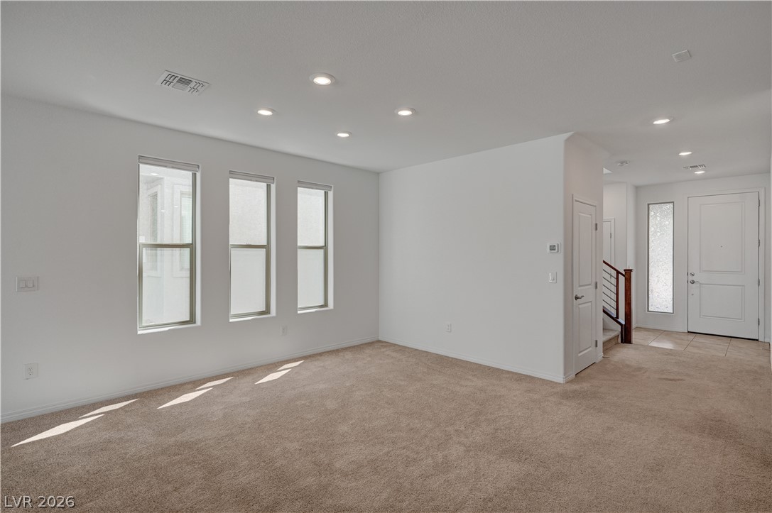630 Great River Avenue Property Photo 12