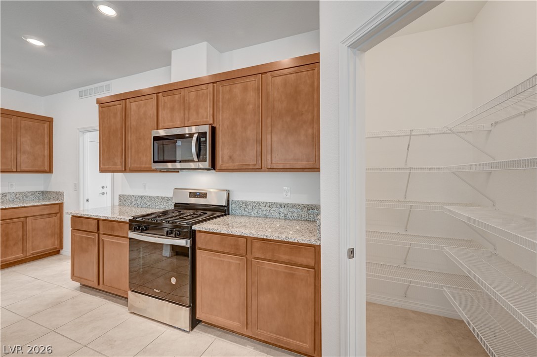 630 Great River Avenue Property Photo 17