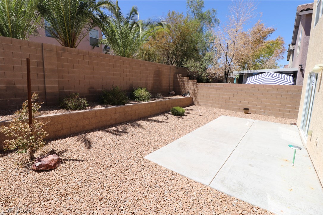 10263 Burning Bush Street Property Photo 28