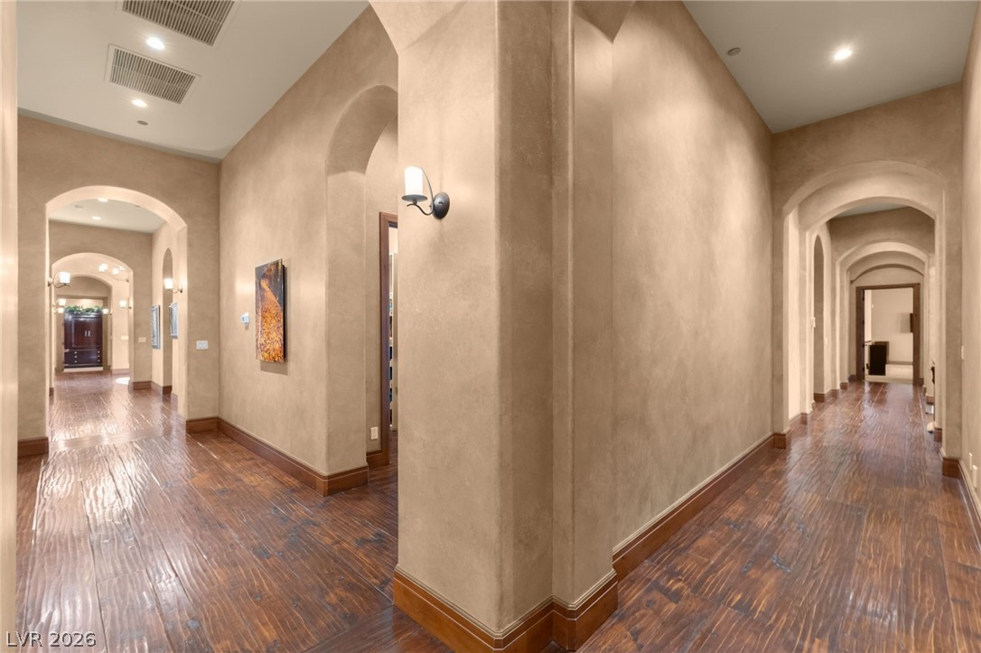 1065 Kratzer Circle Property Photo 9