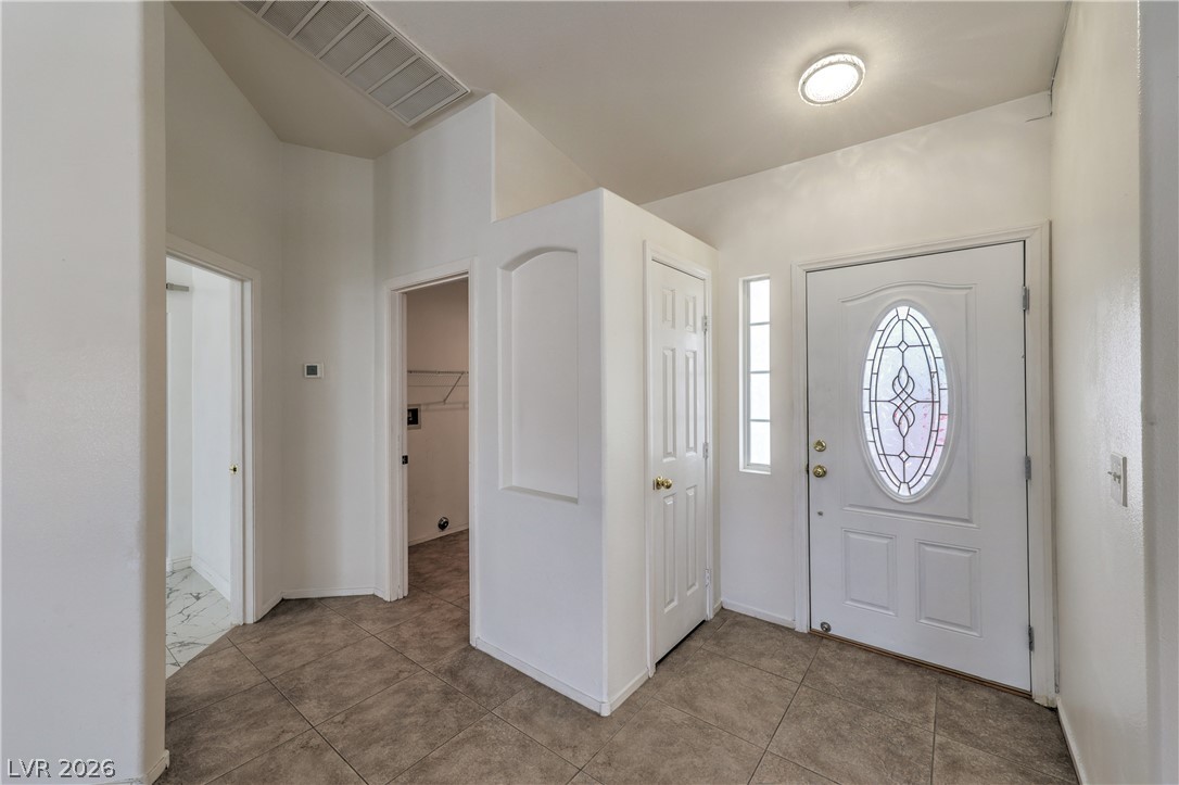 6124 Satre Court Property Photo 6