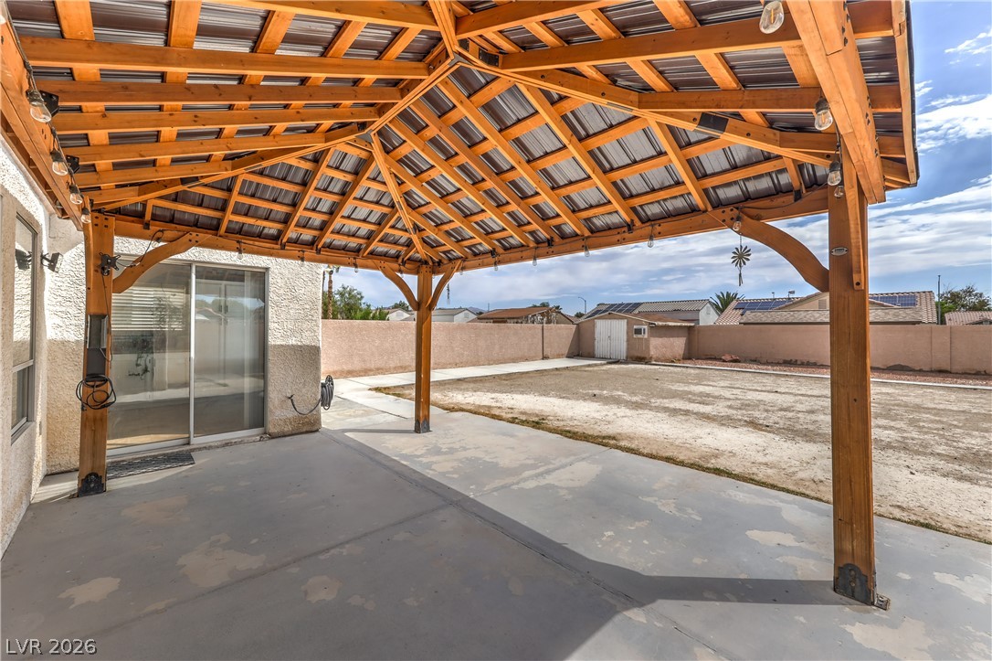 6124 Satre Court Property Photo 33
