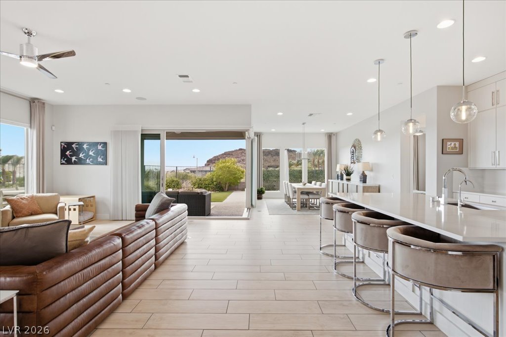 4 Strada Caruso Property Photo 2