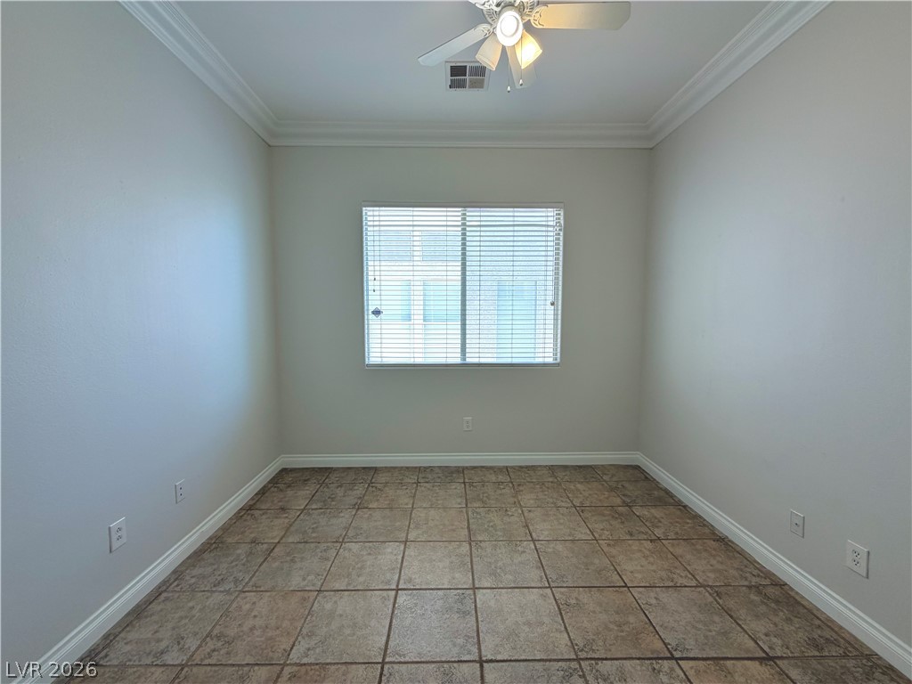 322 Turtle Peak Avenue Property Photo 5