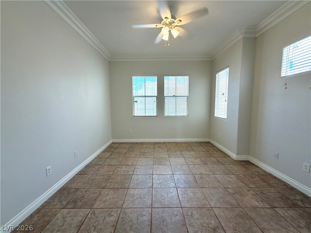 322 Turtle Peak Avenue Property Photo 9