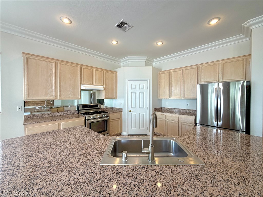 322 Turtle Peak Avenue Property Photo 17
