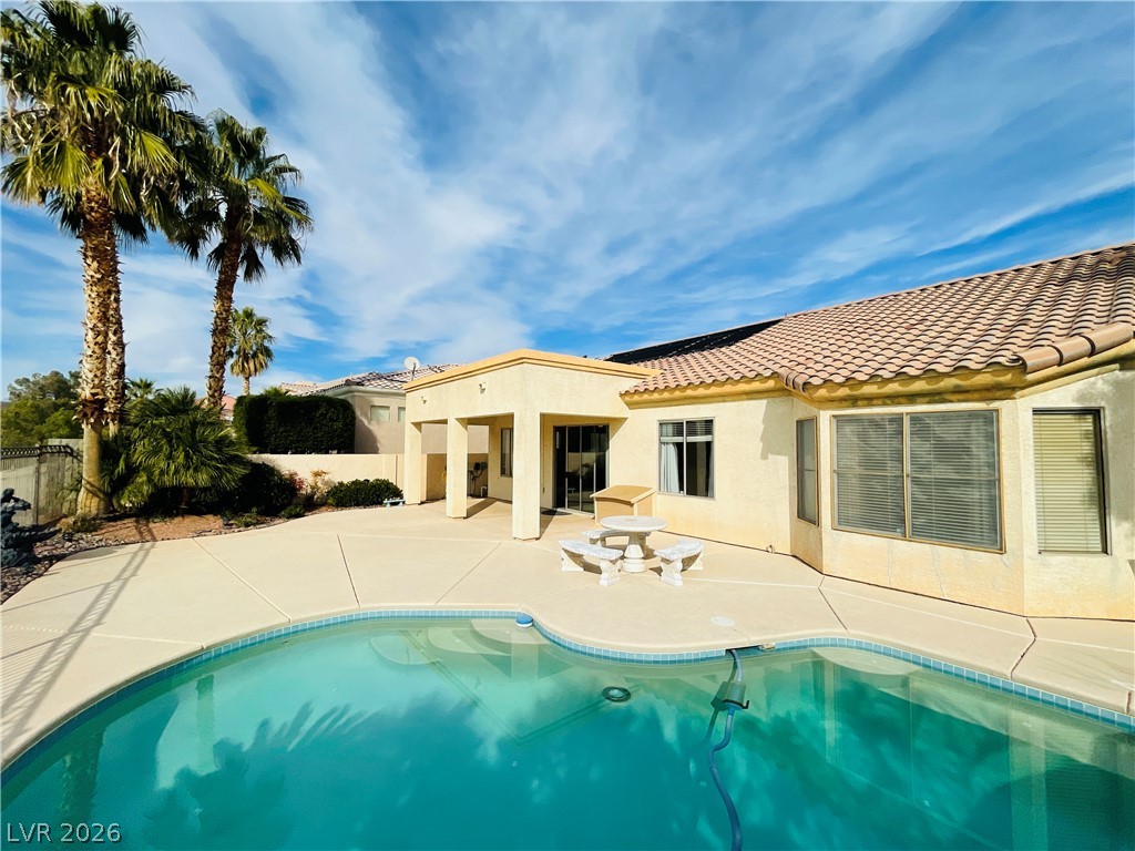 231 Cliff Valley Drive Property Photo 4
