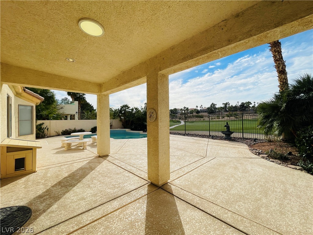 231 Cliff Valley Drive Property Photo 8
