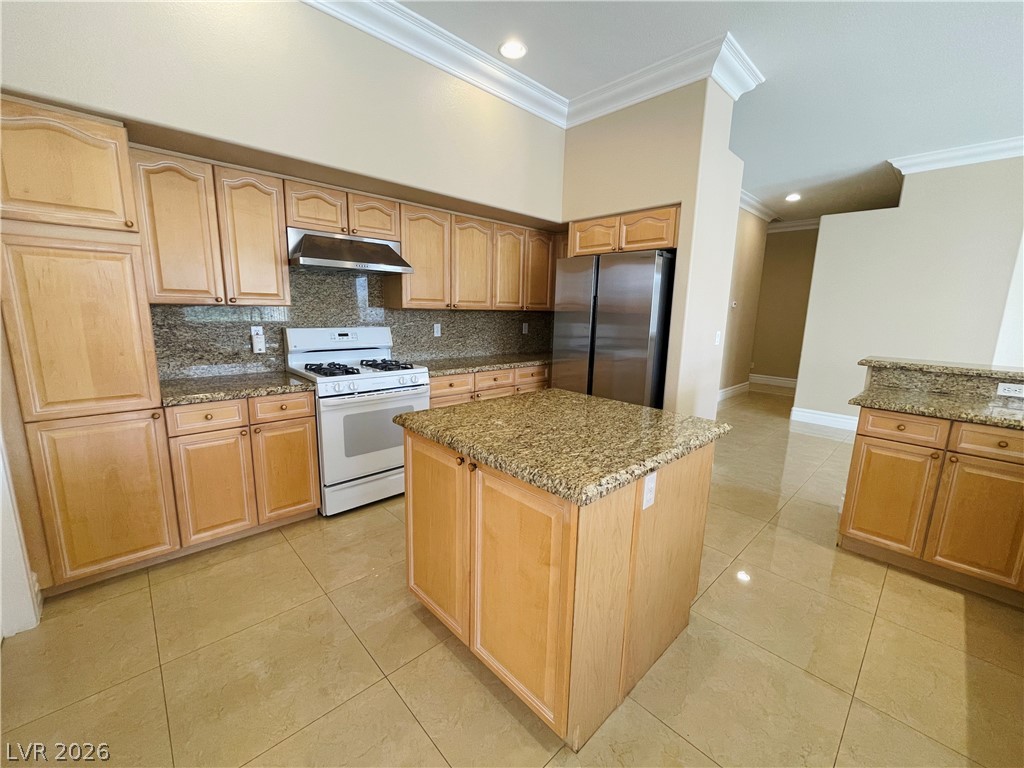 231 Cliff Valley Drive Property Photo 13