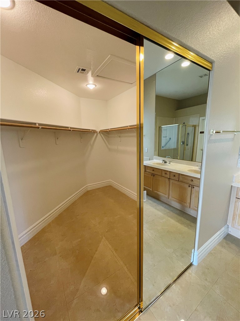 231 Cliff Valley Drive Property Photo 26