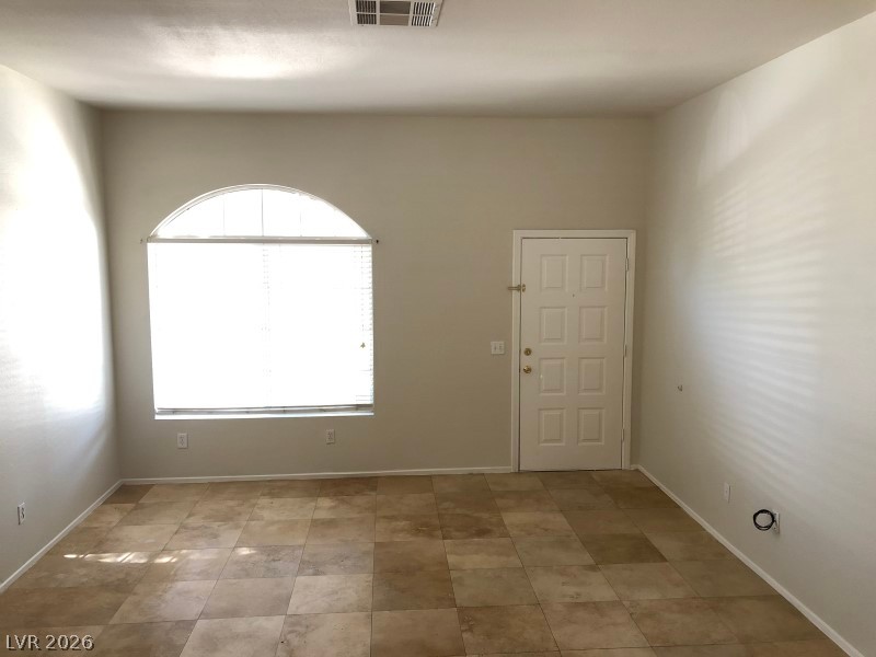 3439 Bankside Drive Property Photo 2