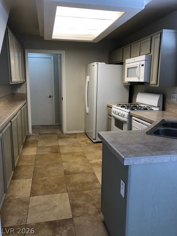 3439 Bankside Drive Property Photo 9