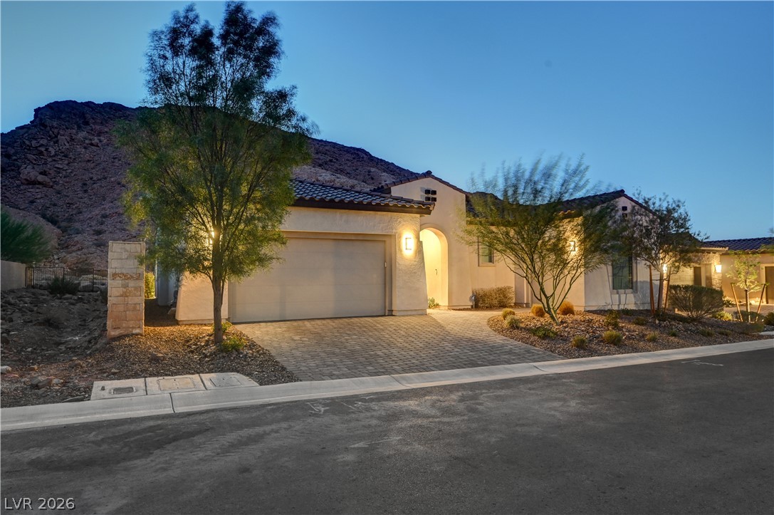137 Mirage View Drive Property Photo 1