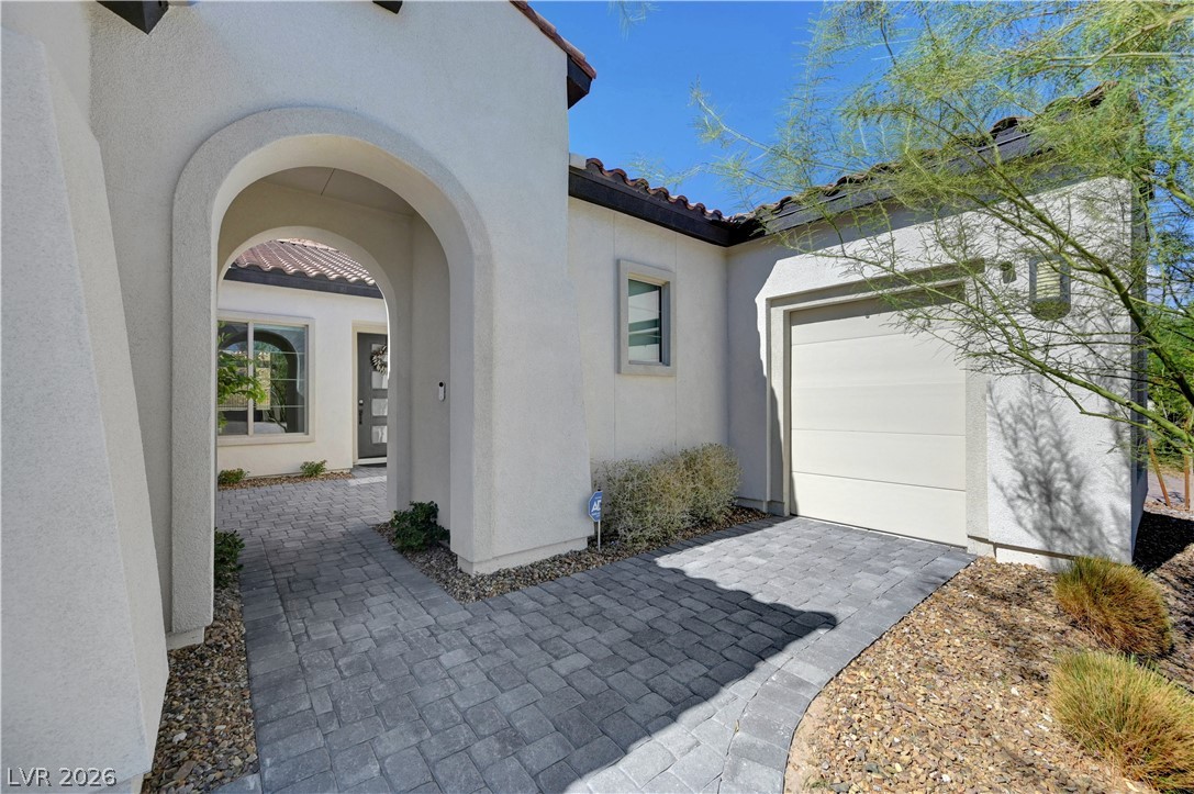 137 Mirage View Drive Property Photo 18