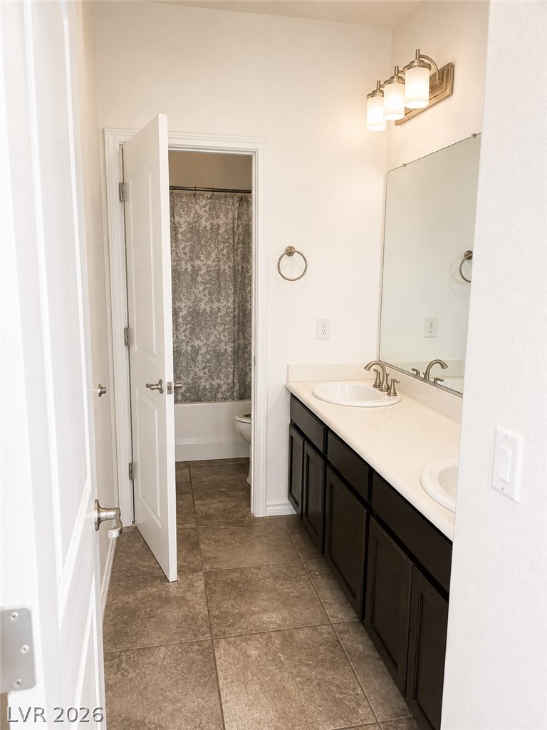 2808 Shadows Edge Court Property Photo 14