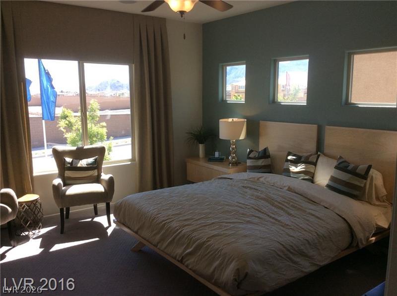 8929 Hull Bay Avenue Property Photo 4
