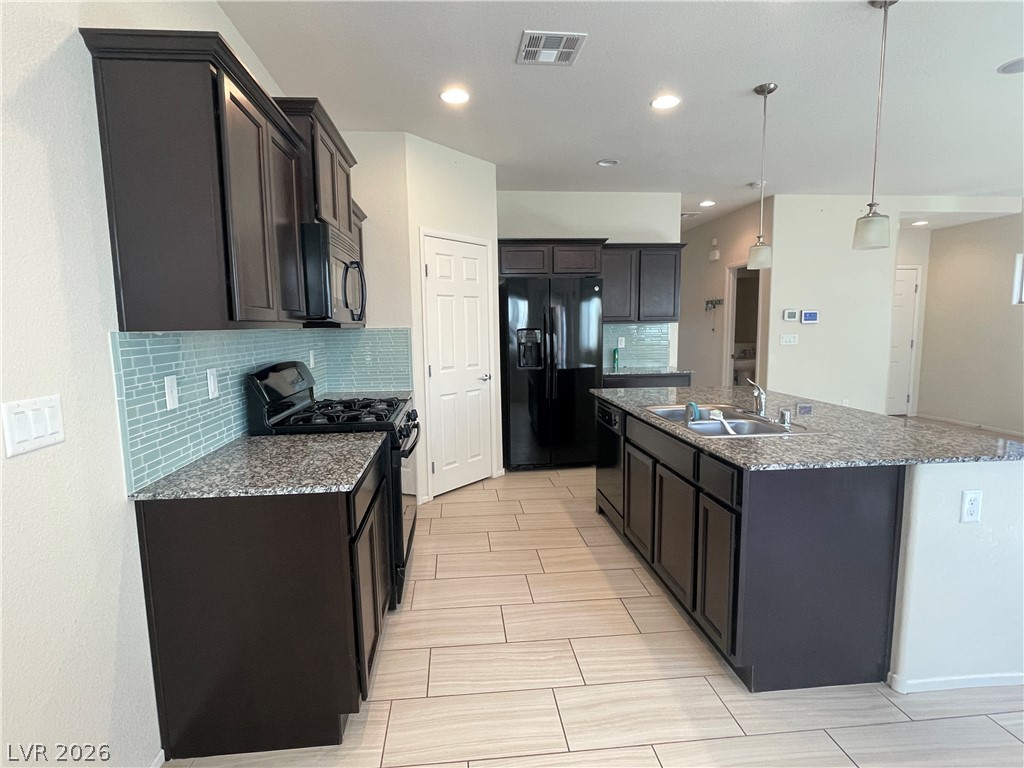 8929 Hull Bay Avenue Property Photo 9
