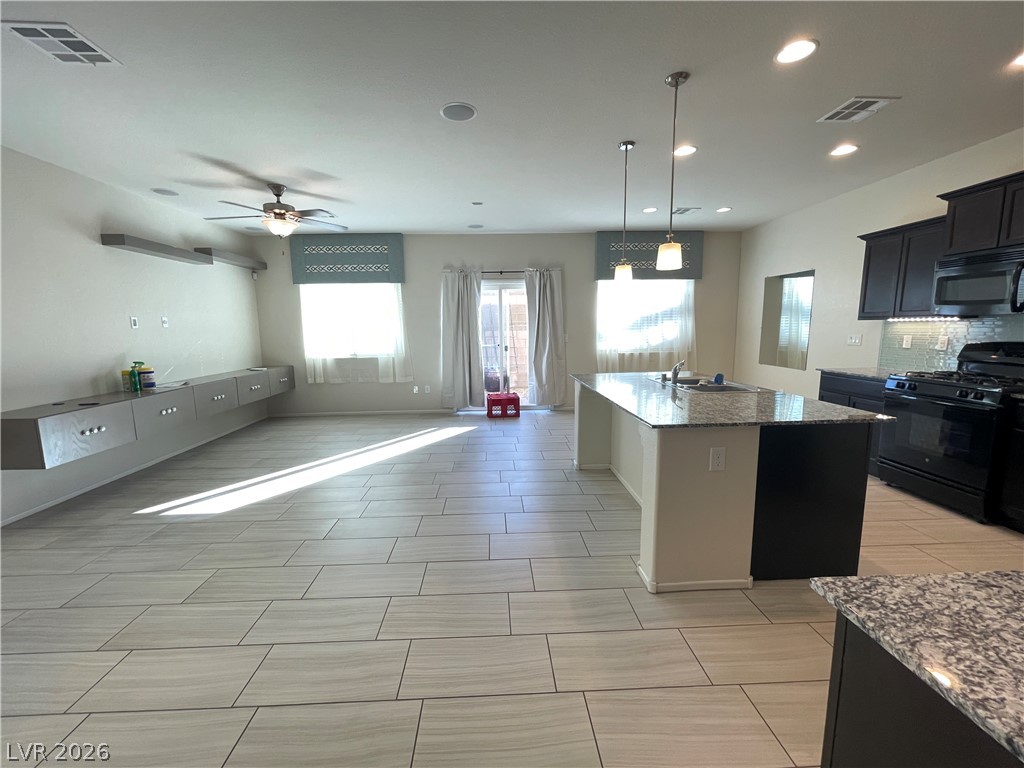 8929 Hull Bay Avenue Property Photo 11