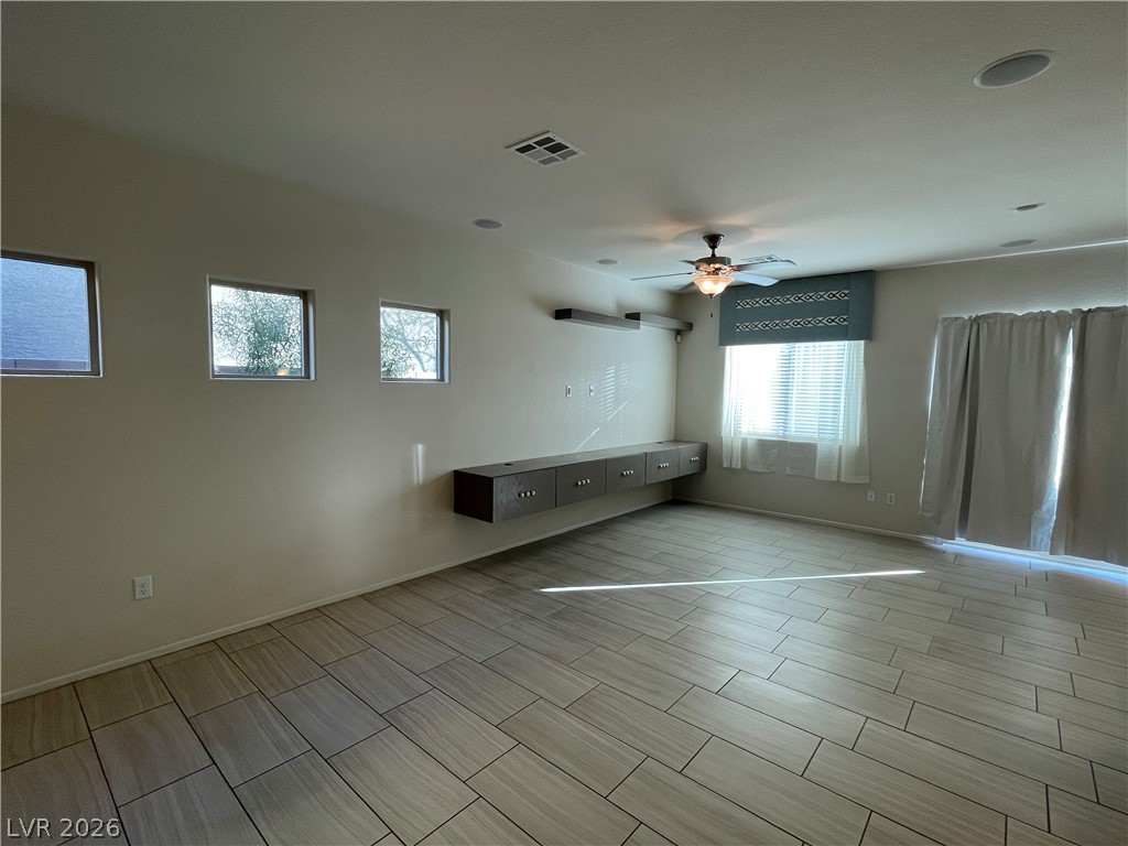 8929 Hull Bay Avenue Property Photo 32