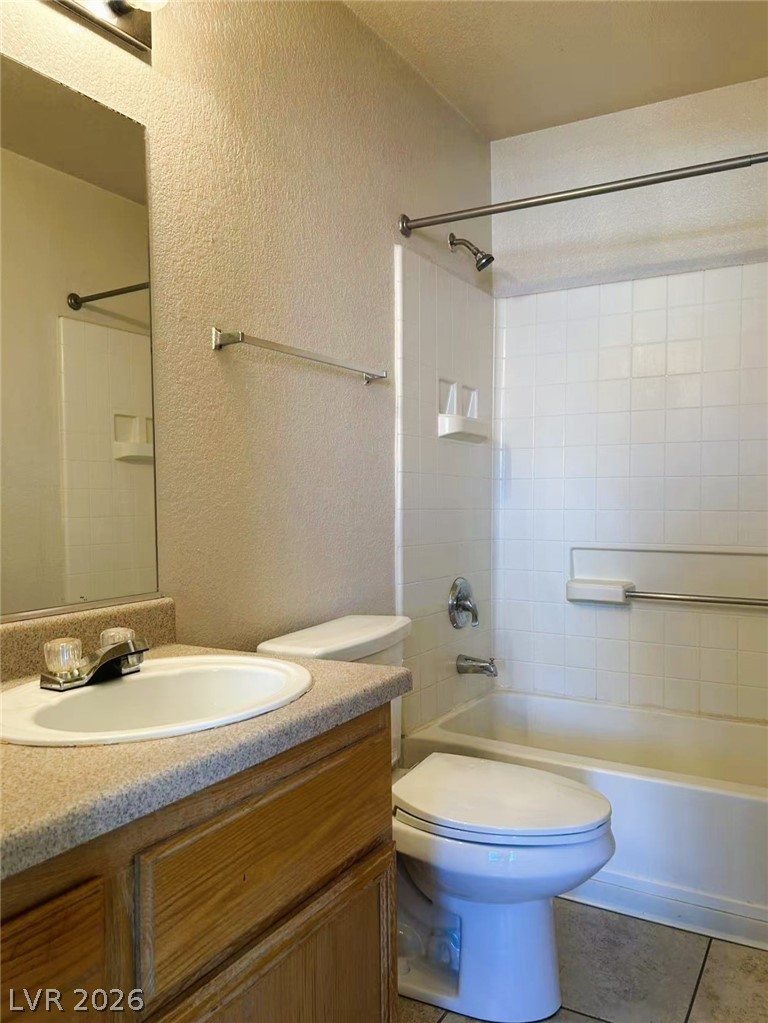 4730 East Craig Road 2094 Property Photo 11