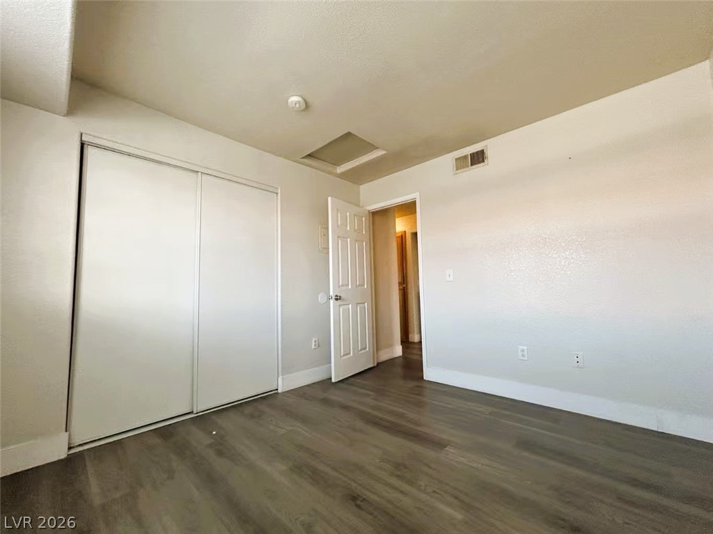 4730 East Craig Road 2094 Property Photo 16