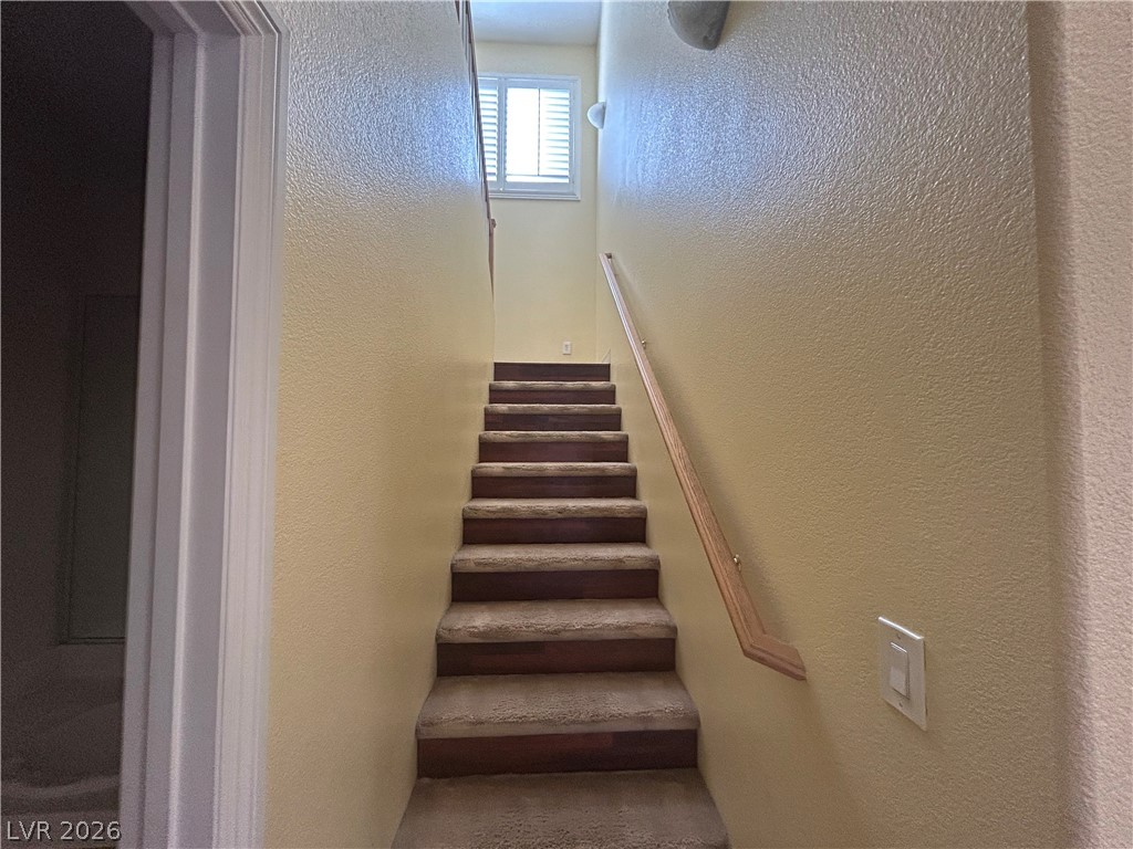 8841 Blue Wolf Street Property Photo 10