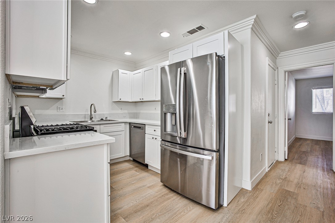 5238 Souvenir Lane Property Photo 4