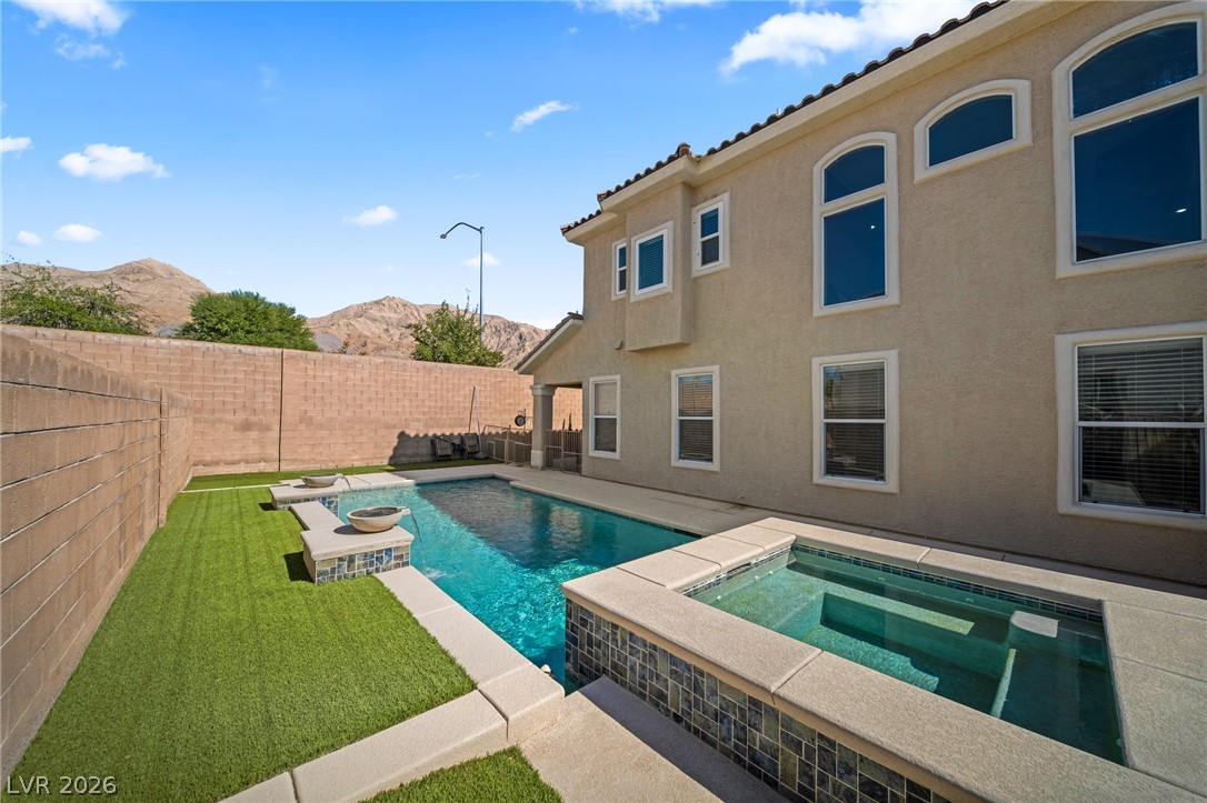 1448 Midnight Cowboy Court Property Photo 3