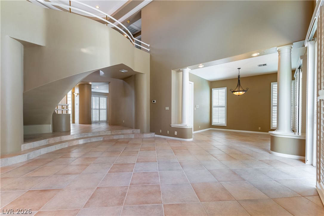 8240 Horseshoe Bend Lane Property Photo 9