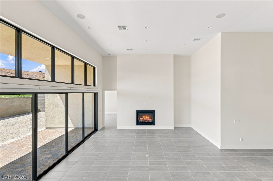 10865 Agate Cliffs Avenue Property Photo 15