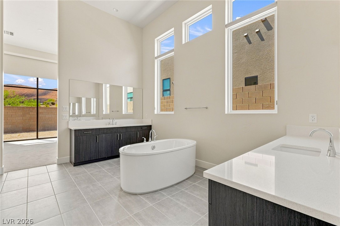 10865 Agate Cliffs Avenue Property Photo 29