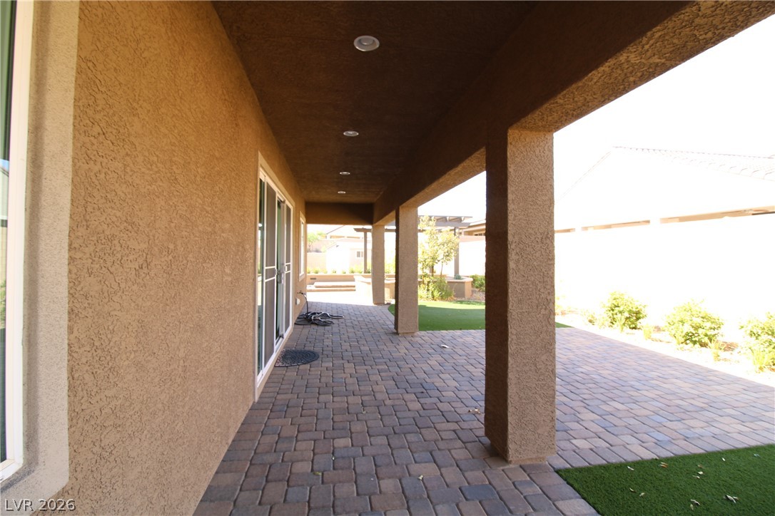 593 Chromatic Chord Court Property Photo 46