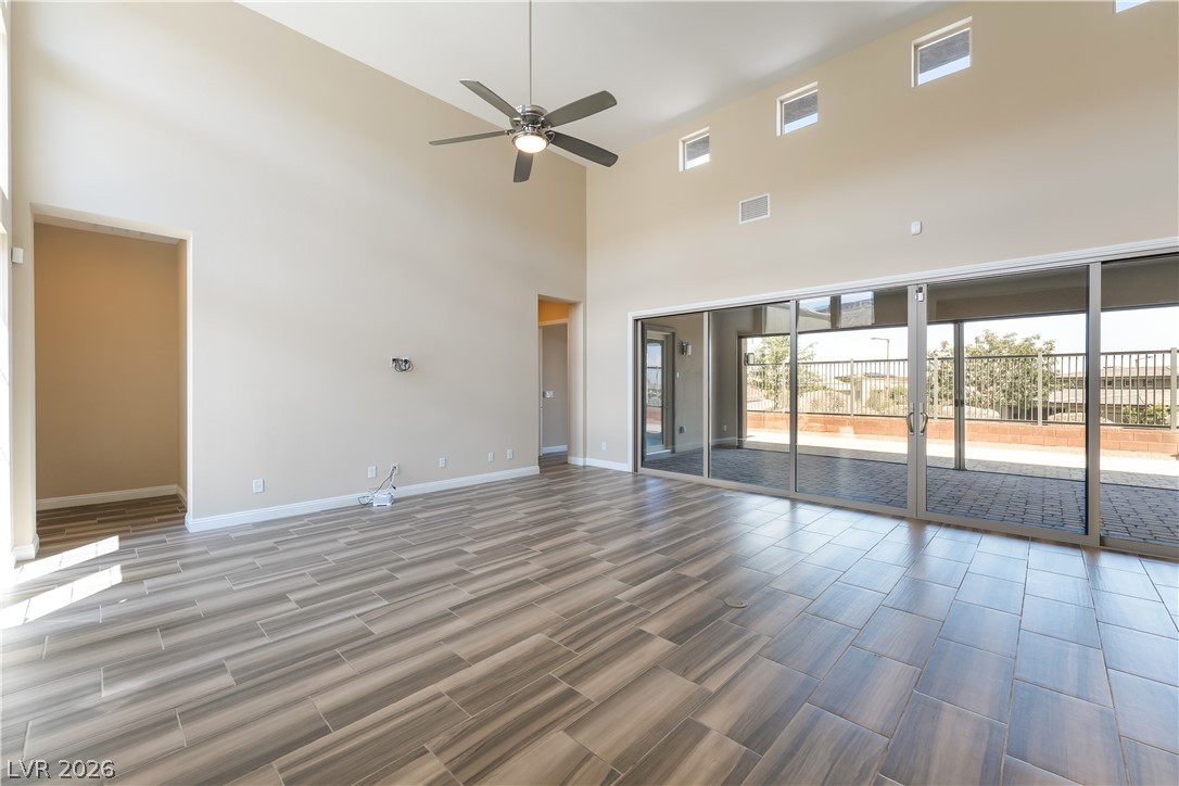 6700 Regency Valley Street Property Photo 17