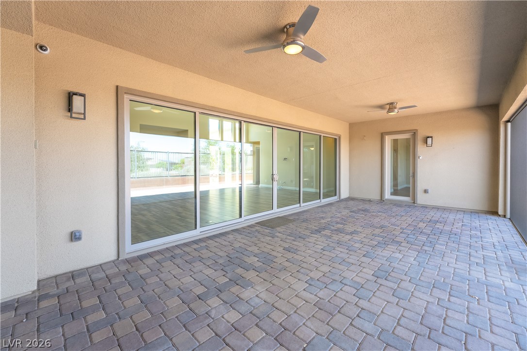 6700 Regency Valley Street Property Photo 47