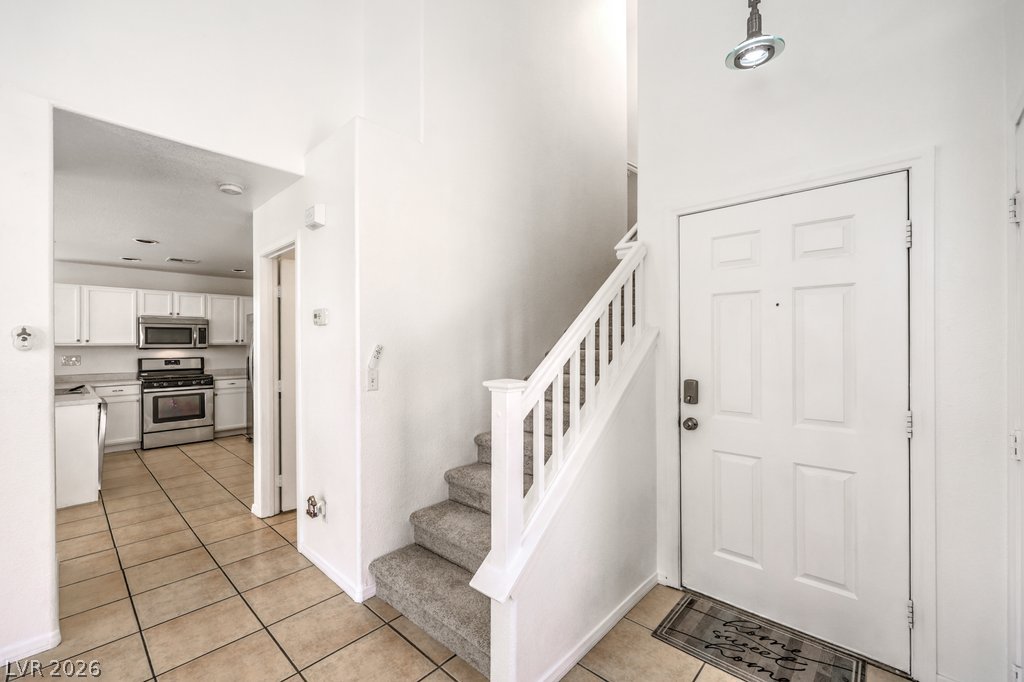 6112 Shallow Springs Street Property Photo 10