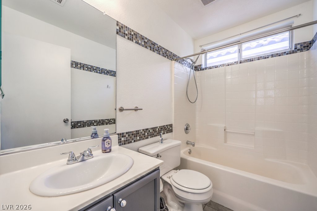 6112 Shallow Springs Street Property Photo 27