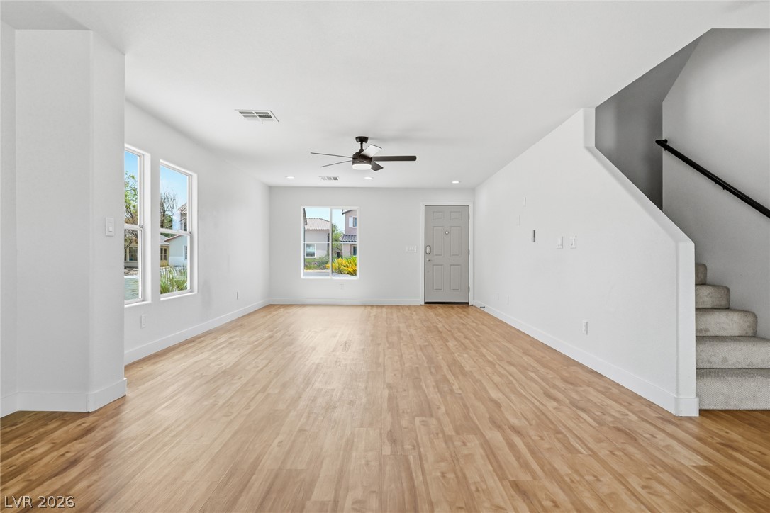 5044 Wild Buffalo Avenue Property Photo 16